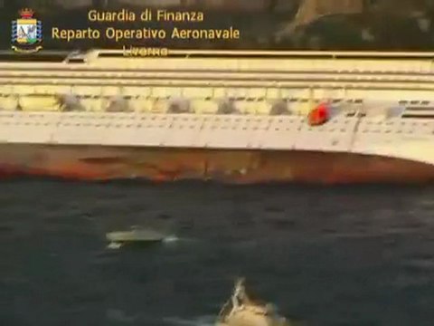 Isola del Giglio - Affonda la nave Costa Concordia 2 (14.01.12)