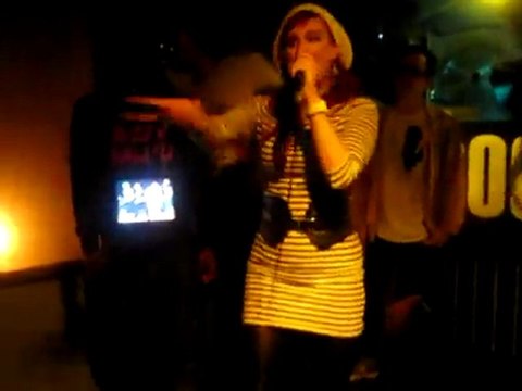 Salt-N-Pepa Push It ... Redhead @ Hip Hop Karaoke London