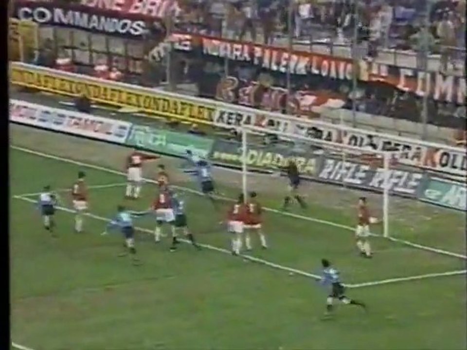 1993-1994: Μίλαν-Ίντερ 2-1