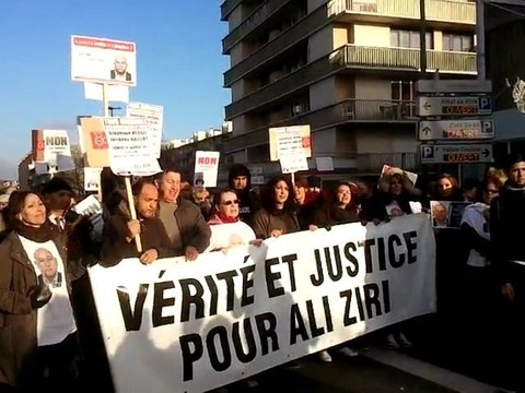 Inauguration d'une plaque à la mémoire d'Ali Ziri, 69 ans, mort suite à son interpellation par la police nationale.