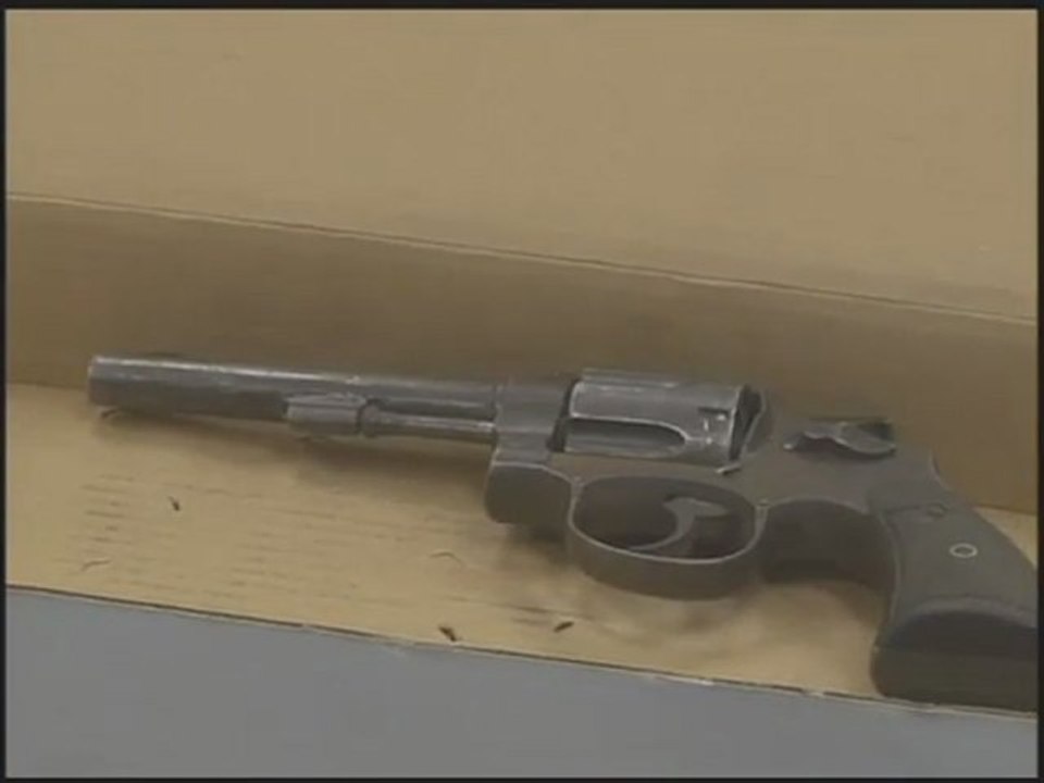 Man Smuggles 10-Inch Handgun into Jail in His Butt