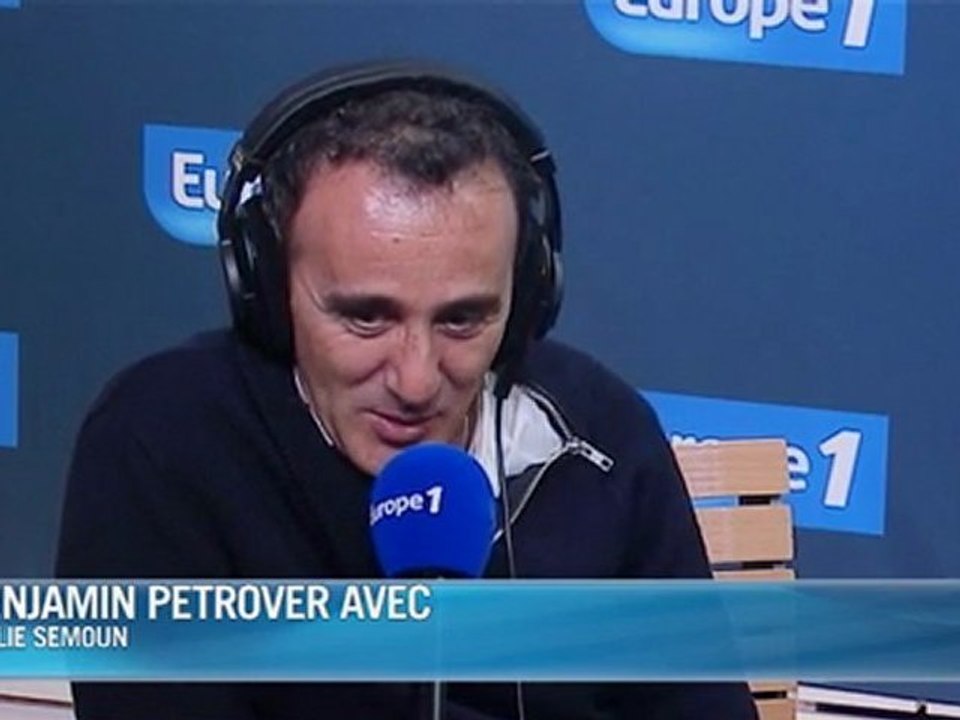 EXCLU : Elie Semoun devient animateur sur Europe 1
