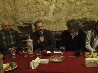 Şanlıurfa Kurtlar Vadisi Deli Hüsnü Sıra Gecesinde Şarkı Söyledi