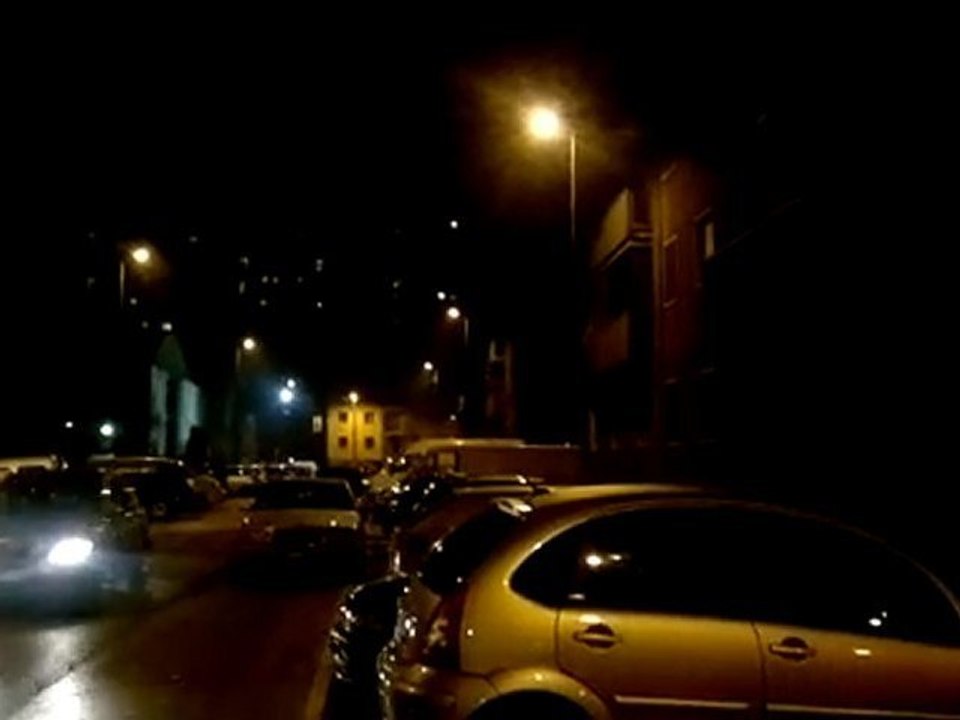 Video realizzato di notte da Nokia 701 (con laser verde)