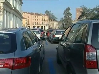 stangata sui parcheggi in centro