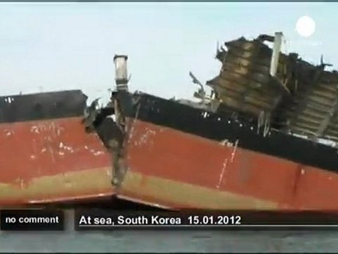 Explosion d'un pétrolier au large de la... - no comment