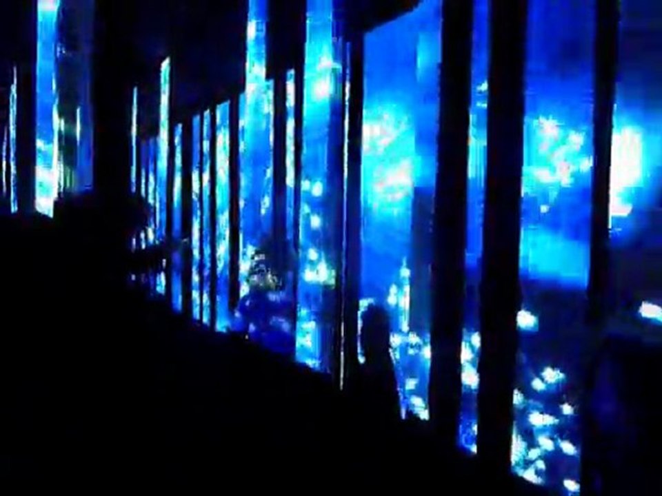 Sept fois plus à l'Ouest