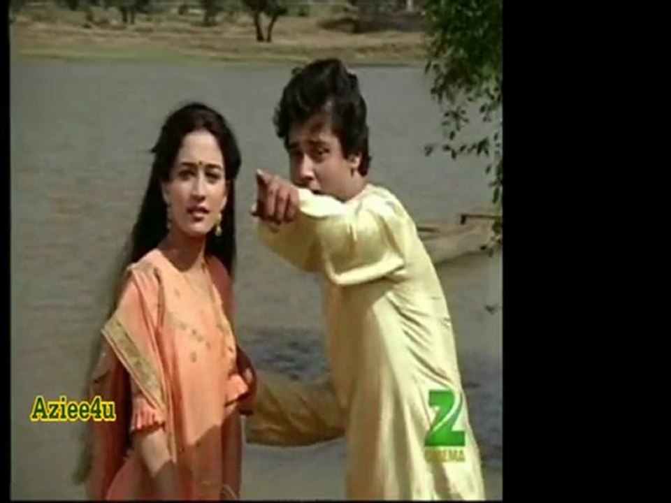 Mandir Ki Moorti Si Baithi Hale Na Dole (The Great Suresh Wadekar & Hem Lata) "Madhuri Dixit Debut"