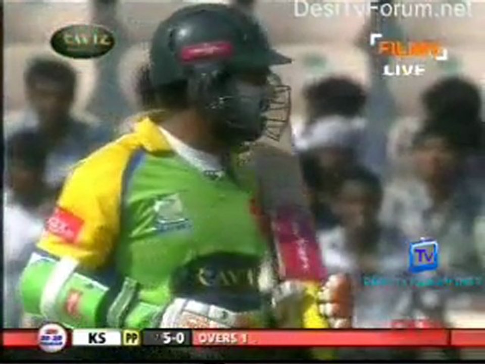 Kerala Strikers vs Chennai Rhinos-Kerala Strikers Inning-01-02