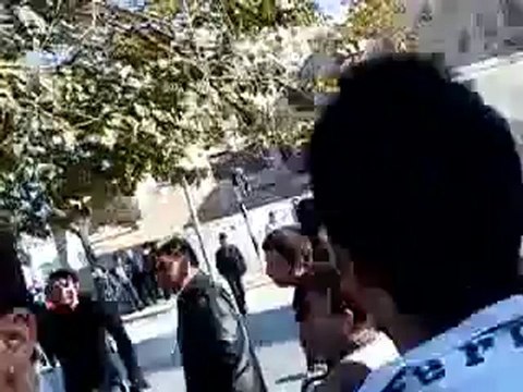 فري برس حلب صلاح الدين بداية المظاهرة جمعة 2 12 2011