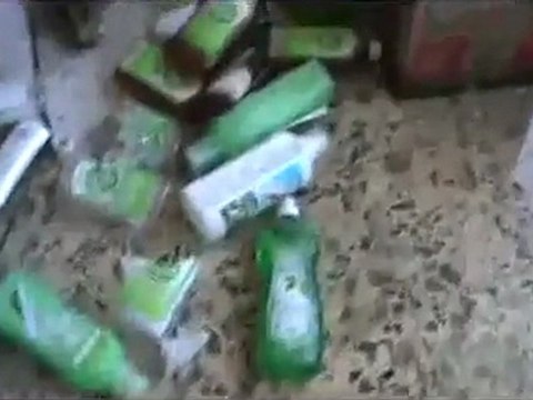 فري برس استهداف المحلات التجارية في باباعمرو 4 12 2011