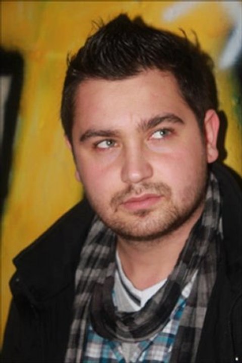 Özgür GÜRKAN - AŞK ADAMI