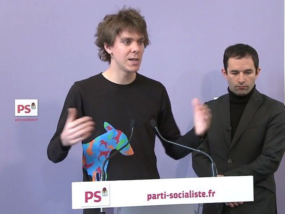 Les jeunes avec Hollande : "Sarkozy, 5 ans ça s...