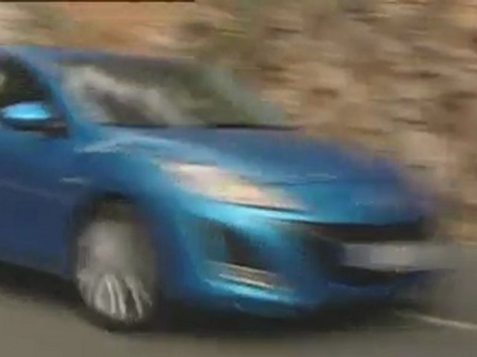 Mazda 3  2010  y Mazda 3 Sedán 2010