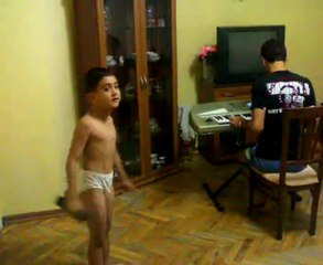 Kendi Küçük Sesi Büyük BULAMDIM iyi seyirler...