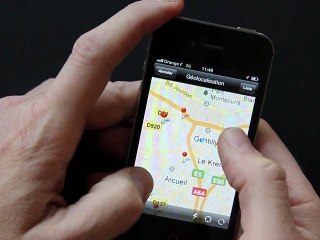 Accèdez aux contacts autour de votre position grâce à la géolocalisation !