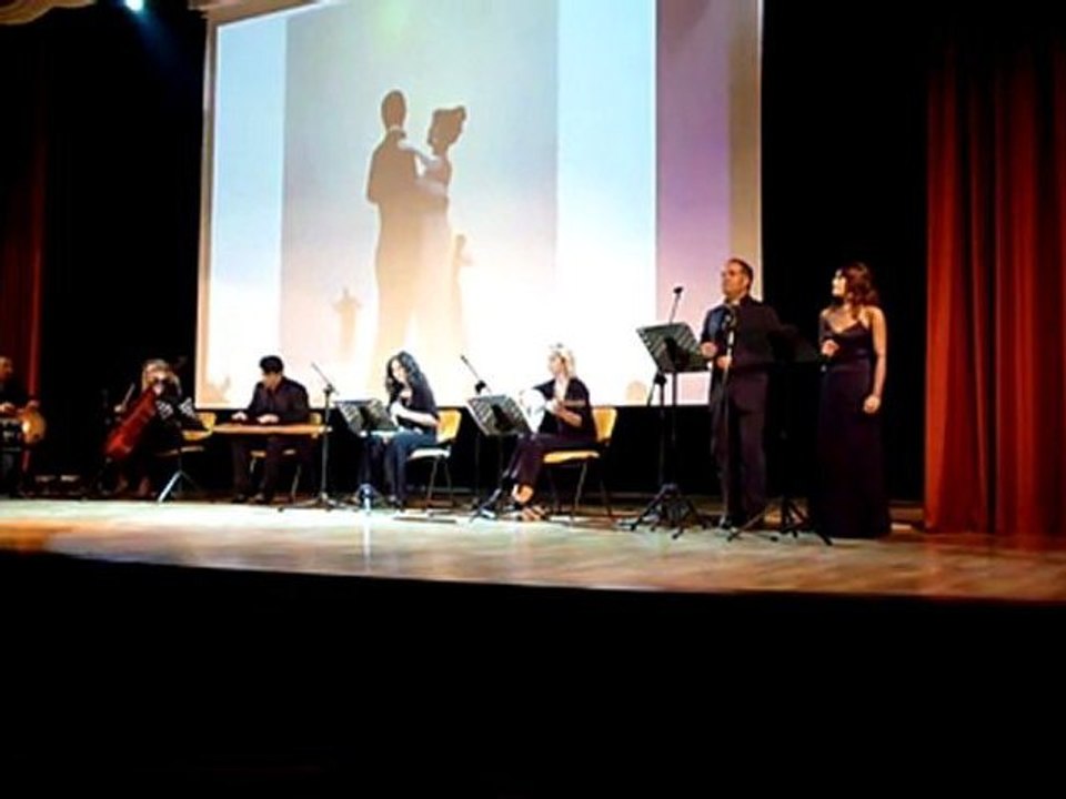 ONLAR MÜZİK EĞİTİMCİSİ. ONLAR DOKTOR,AVUKAT VS  ALAYLI  STAJYER DEĞİL  MÜZİK  ÖĞRETMENİ...