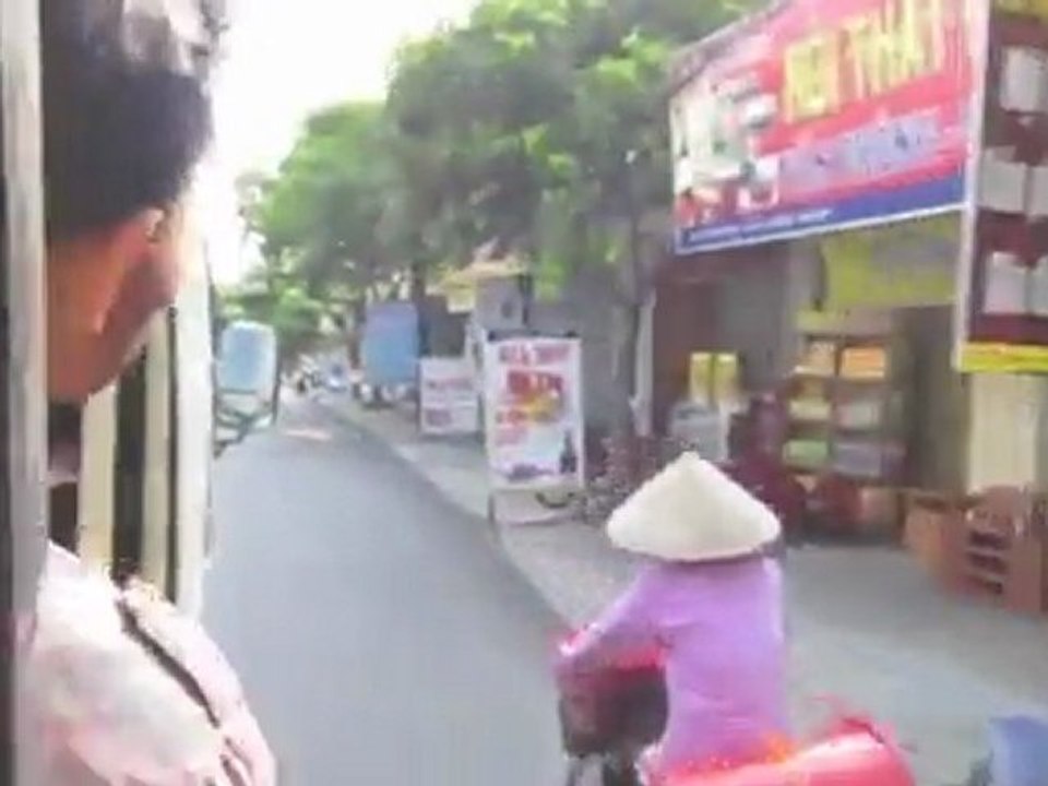 bus fou
