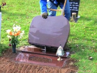 Gravmonument Stavanger Th Vaaland Granitt AS