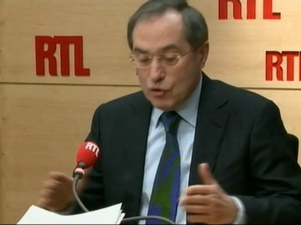 Claude Guéant, ministre de l'Intérieur : "La délinquance en baisse pour la neuvième année consécutive en France"