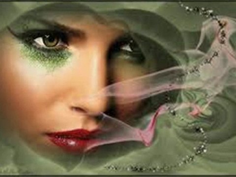 ZEKİ MÜREN SİGARAMDA DUMAN DUMAN BULUTSUN