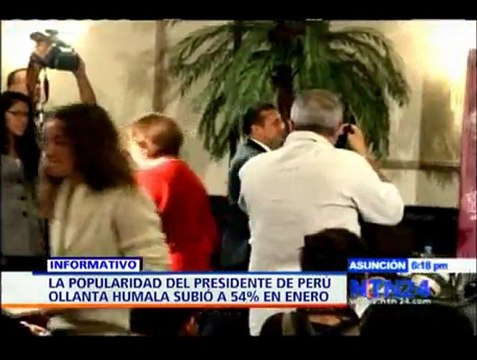 Encuesta revela que popularidad del presidente de Perú Ollanta Humala subió a 54%