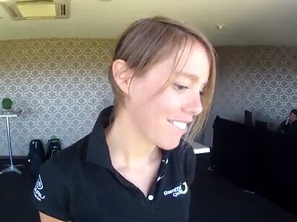 Jessie Maclean on the 2012 Santos Women's Cup, Amanda Spratt's love of dance