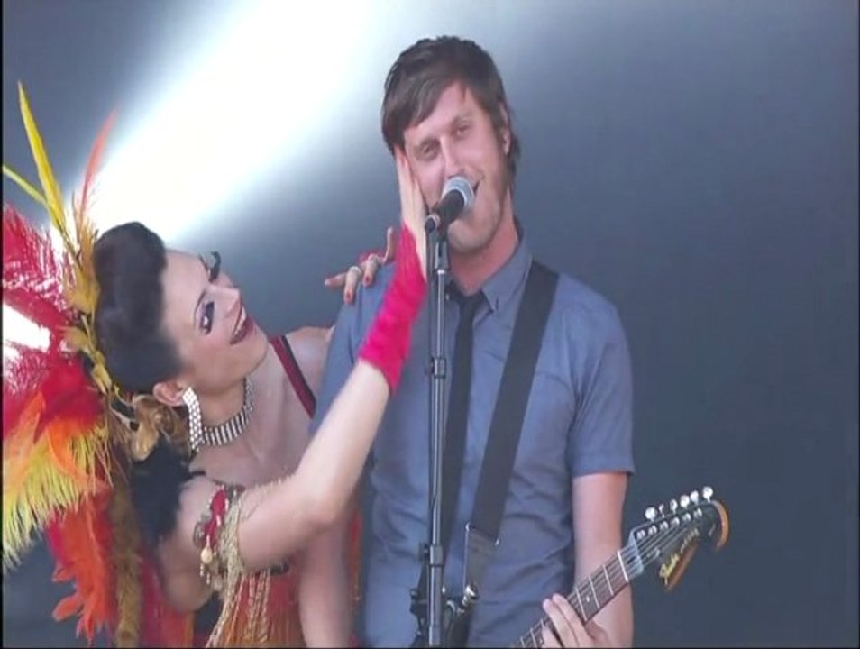 Hurlements d'Léo Aux Eurockéennes de Belfort 2011Main stage // Bordel de Luxe