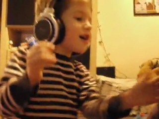 Ethan et Romane Que fait ma main