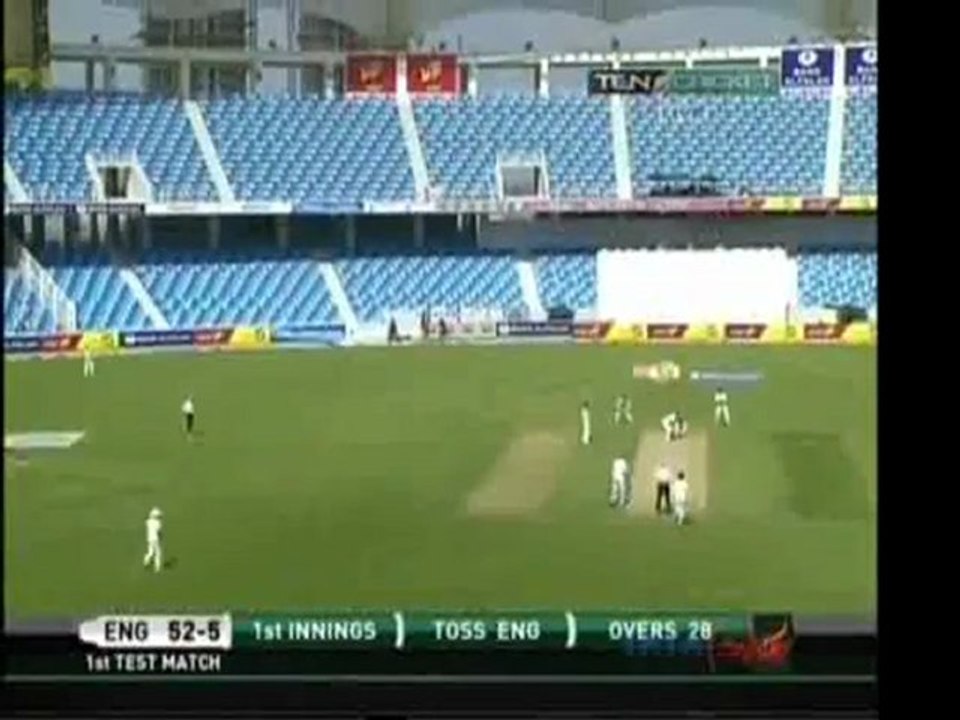 PAK Vs ENG 17-01-12 1st TEST 1st DAY