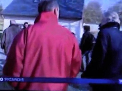 Villepin visite une ferme d'agriculture biologique dans l'Aisne