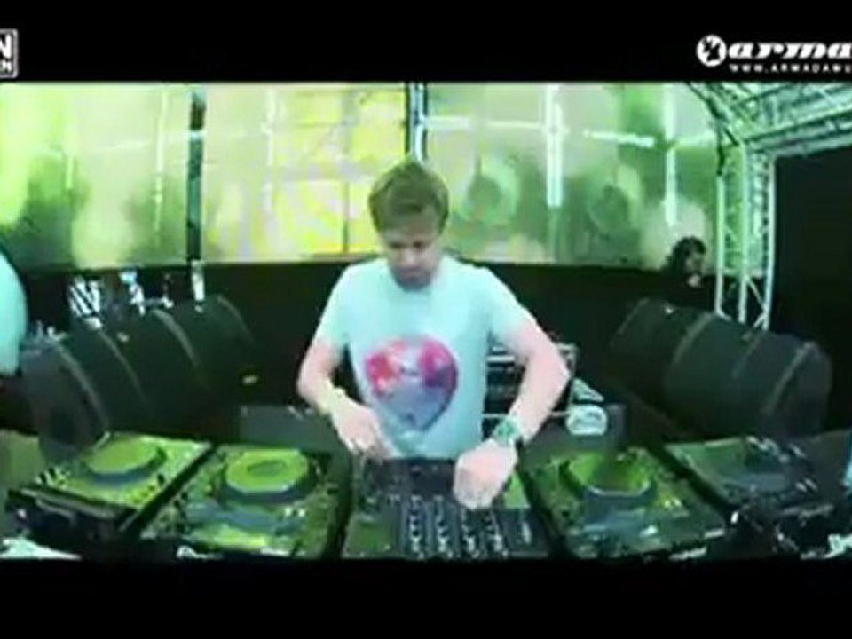 Ferry Corsten vs Armin van Buuren - Brute (