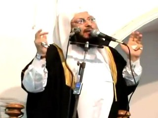 رجل كان يستهزئ بأبي حنيفة، ماذا حصل له