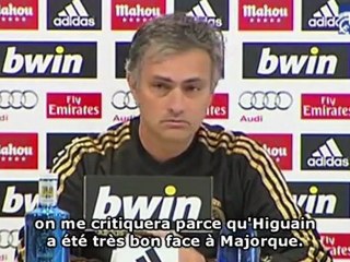 Clasico : Mourinho s'amuse, puis s'énerve face aux journalistes