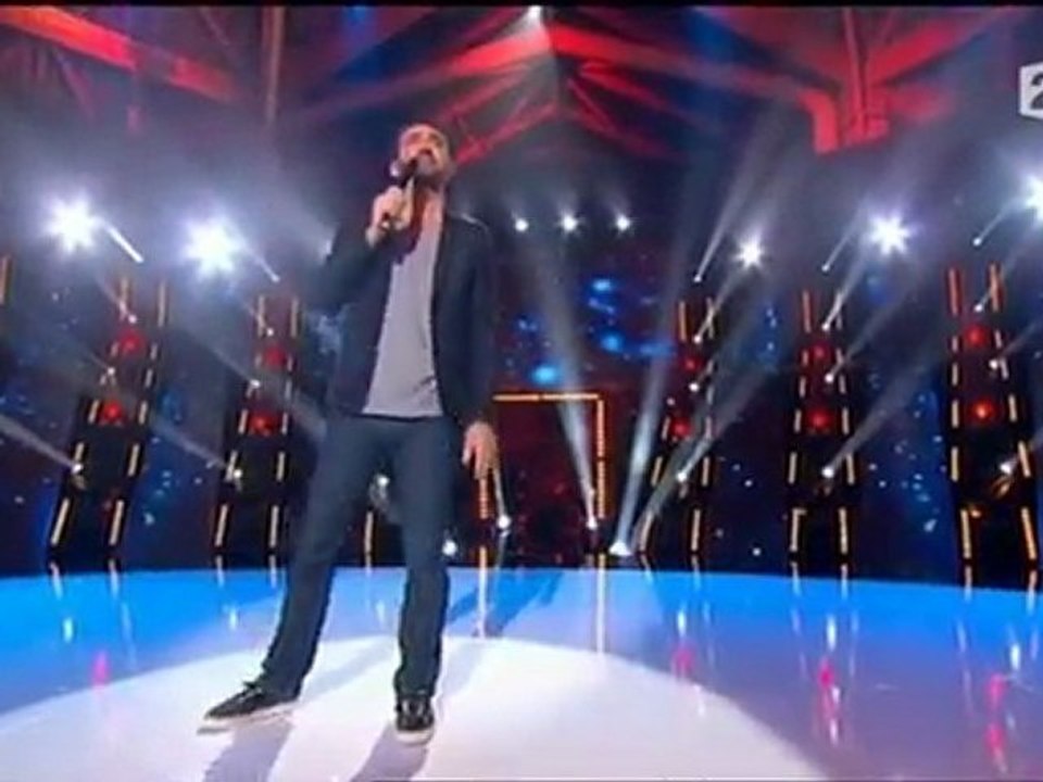 MATHIEU MADÉNIAN - Les stars du rire s'amusent - France 2 - Sept. 2011