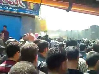 عشرات الالاف في تشييع شهداء الصنمين 26/03/2011