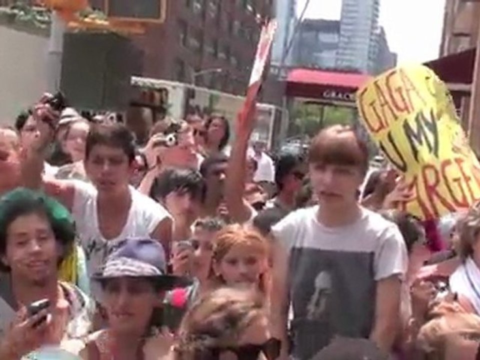 Der heißeste Klatsch aus Hollywood