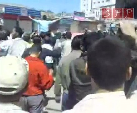 مظاهرة حماة الجمعة 15-4-2011