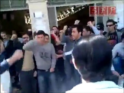 حلب بداية المظاهرات من جامع آمنة بنت وهب - سيف الدولة