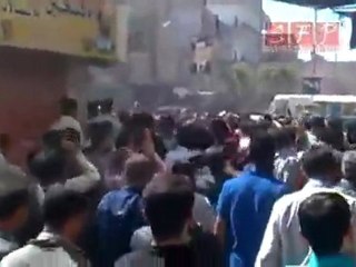 مظاهرة اهالي الجولان في السيدة زينب دمشق  15-4-2011