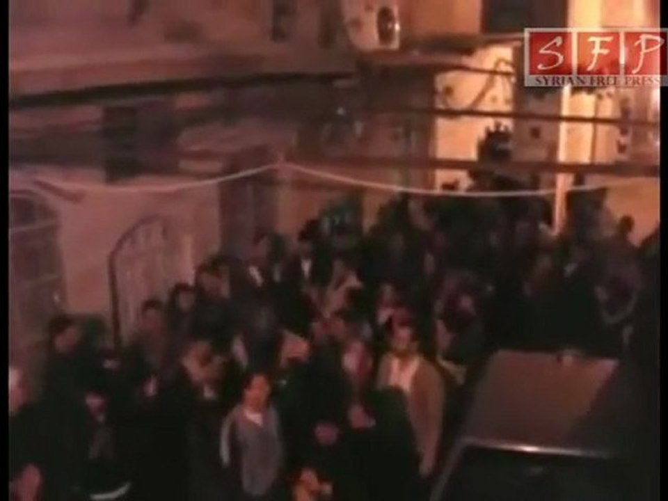عراضة شامية في برزة لفك الحصار عن درعا 1-5-2011