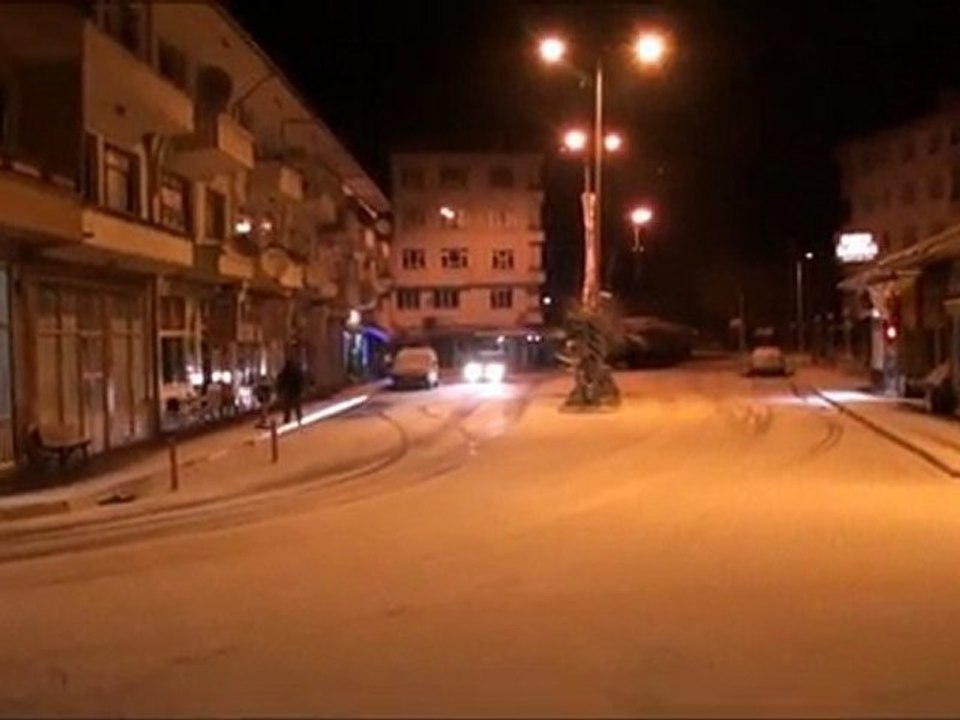 Kar Yağdı