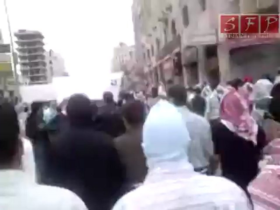 حماة شارع صلاح الدين جمعة الحرائر 13-5-2011