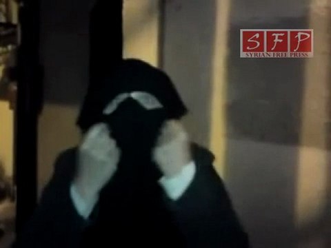 نساء المعضمية يفضحن جرائم الشبيحة 20-5-2011