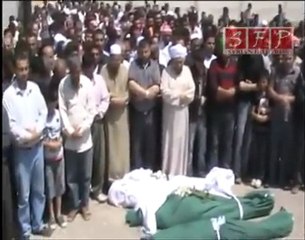 الصلاة على شهداء الجسر قتلهم الأمن في مجزرة 6-6-2011