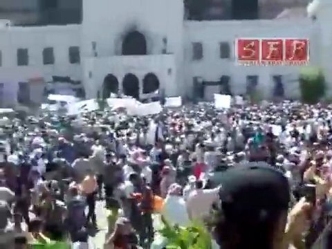 حماة الحشود المرعبة ساحة العاصي جمعة 10-6-2011