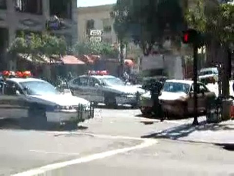 0481 - Flics stupides lors d'un braquage de banque