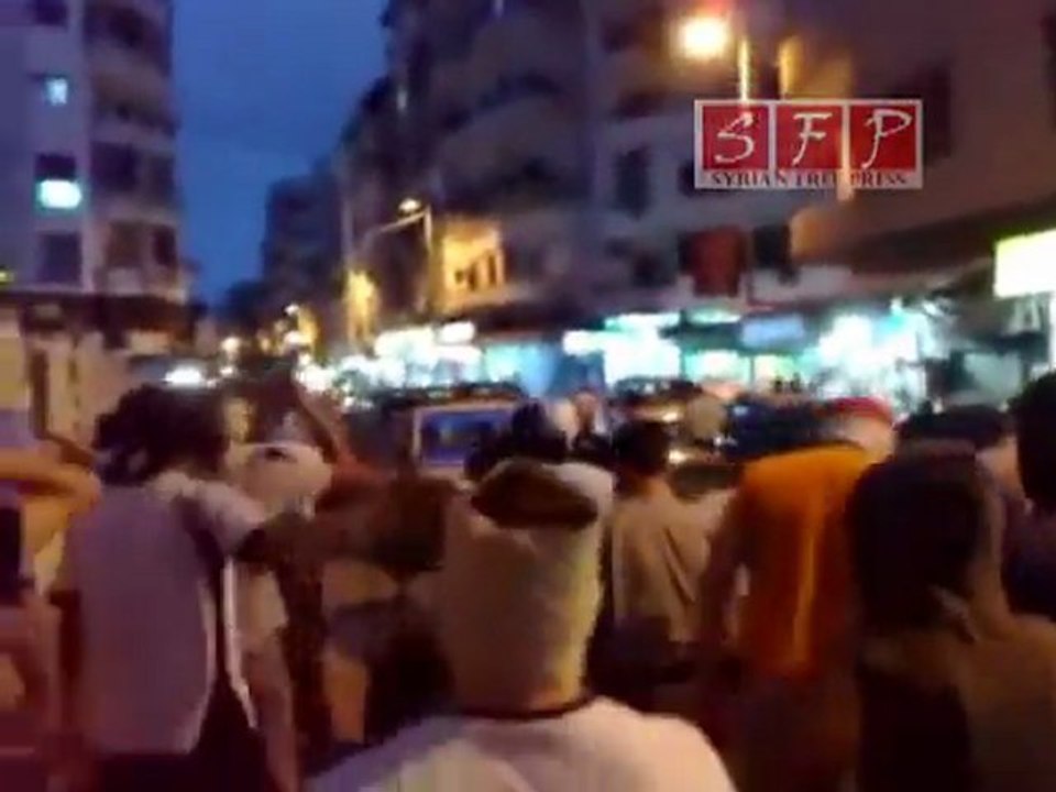 اللاذقية - أنطاكية مظاهرة طيارة 25-6-2011