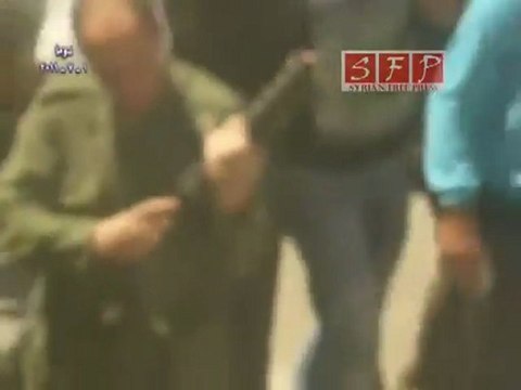 دوما - دمشق استخدام الامن للغاز المسيل للدموع 01-07-2011