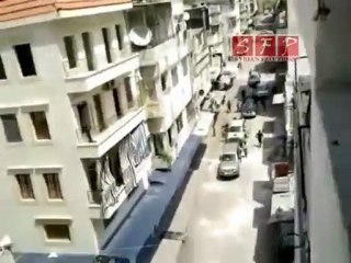 الشبيحة في حي الصليبة 2 5 2011